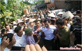 Nhân chứng cũng bị ép cung